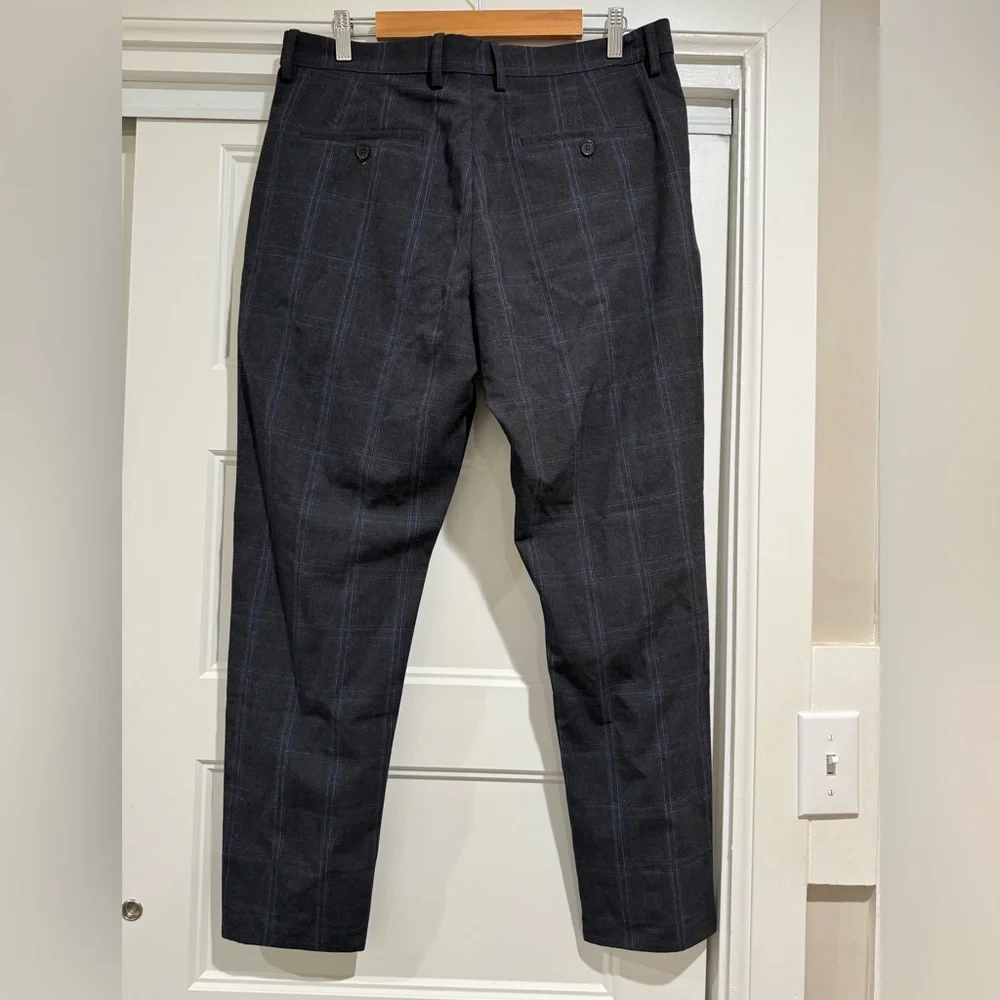 ZARA Men’s Plaid Straight leg chino